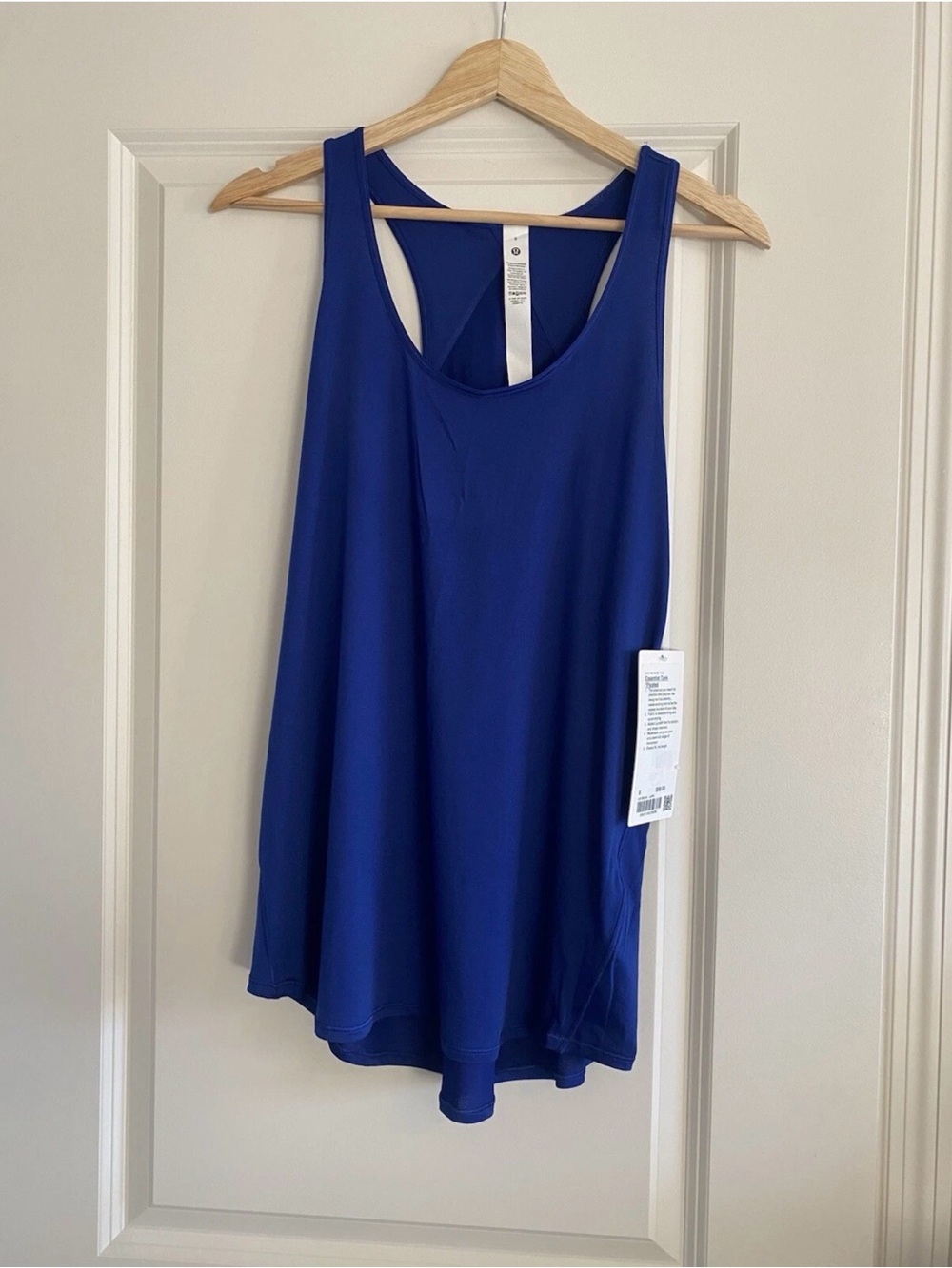 Lululemon Size 8 Essential Tank Pleated LARK New